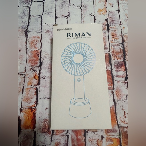 NIB Riman Battery Operated Fan - Picture 2 of 5